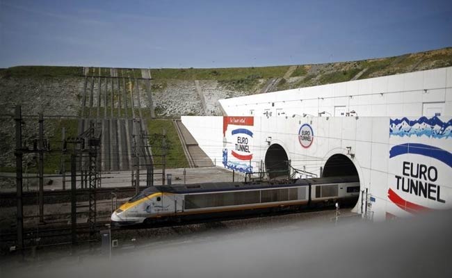 Channel Tunnel Closed After Lorry Fire